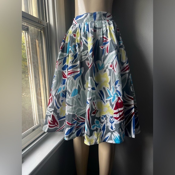 Vibrant Floral High Low Skirt - Picture 1 of 5